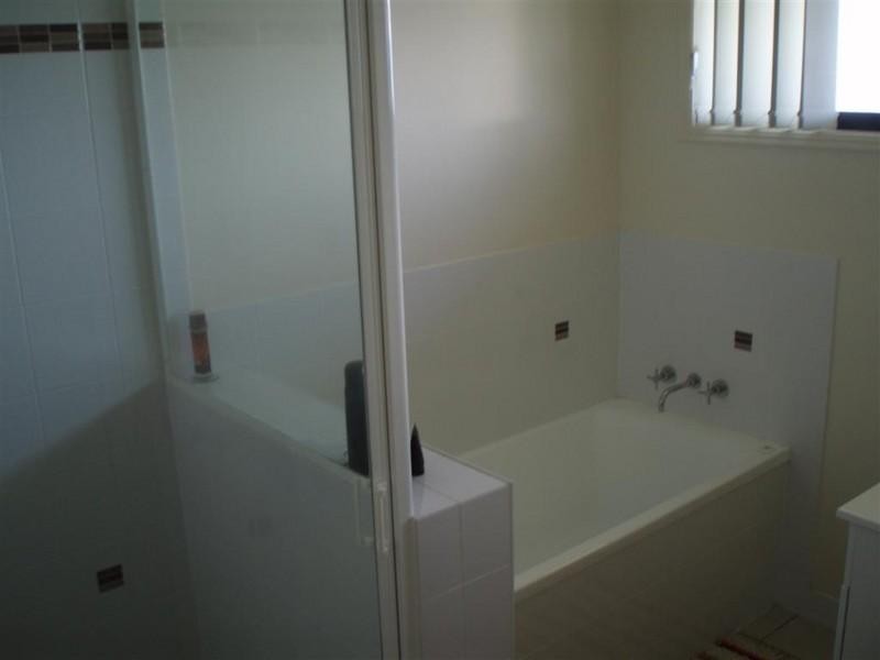 38 Joseph Street, Gracemere QLD 4702