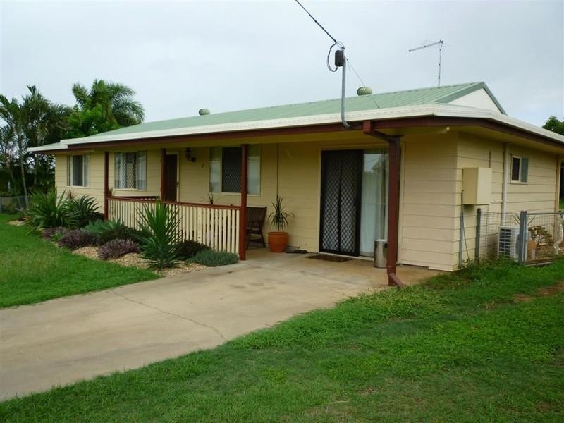 2 Schirmer Close, Gracemere QLD 4702