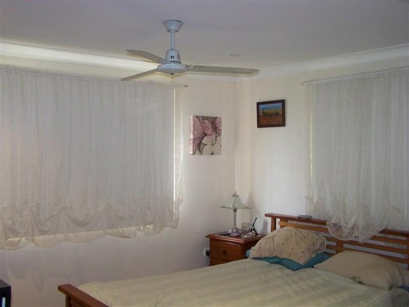 2 Schirmer Close, Gracemere QLD 4702