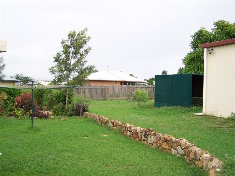 2 Schirmer Close, Gracemere QLD 4702