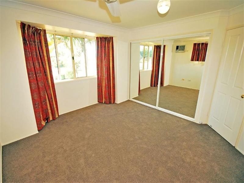 8 Hicks Close, Gracemere QLD 4702