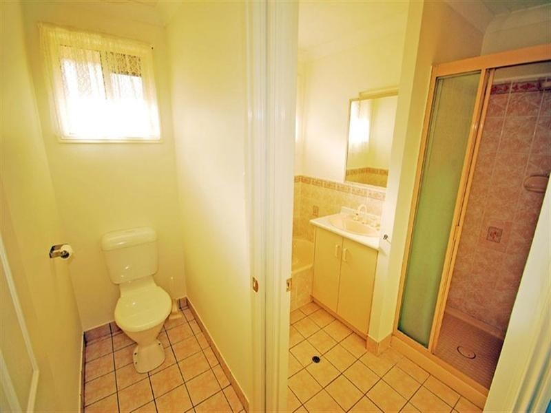 8 Hicks Close, Gracemere QLD 4702