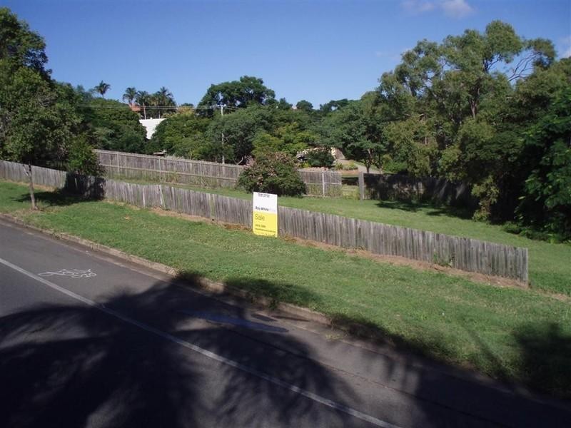 85 North Street,, West Rockhampton QLD 4700