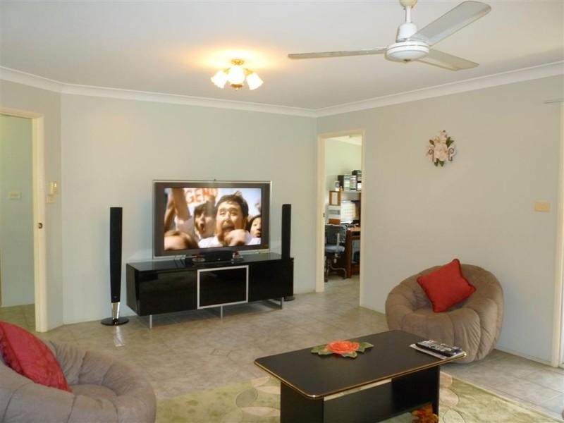 15 Fenwick Street, Gracemere QLD 4702