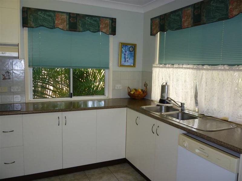 15 Fenwick Street, Gracemere QLD 4702