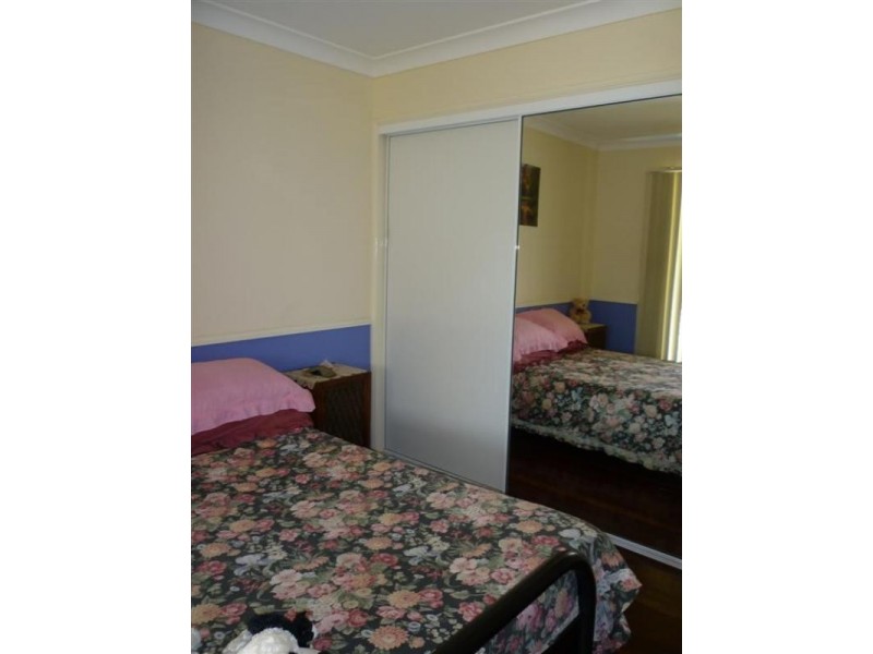 15 Fenwick Street, Gracemere QLD 4702
