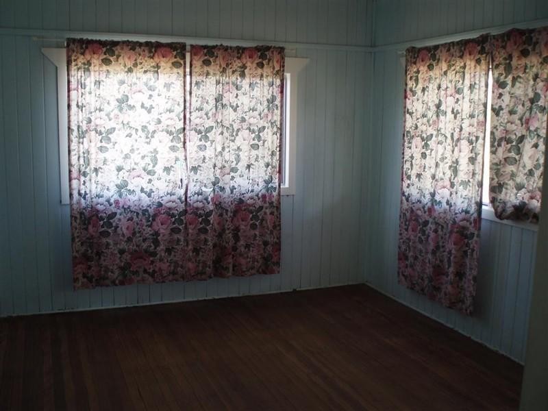 19 Welch Street, Park Avenue QLD 4701