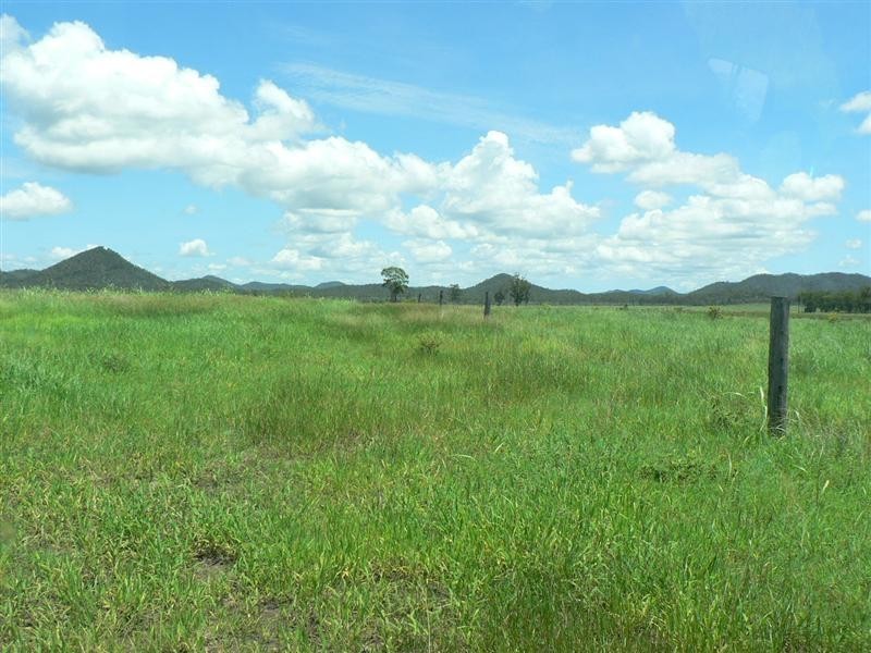 66062 Bruce Highway, Canoona QLD 4702