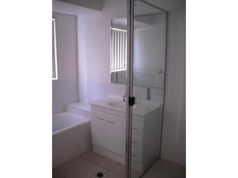 6 Chatterton Boulevard, Gracemere QLD 4702