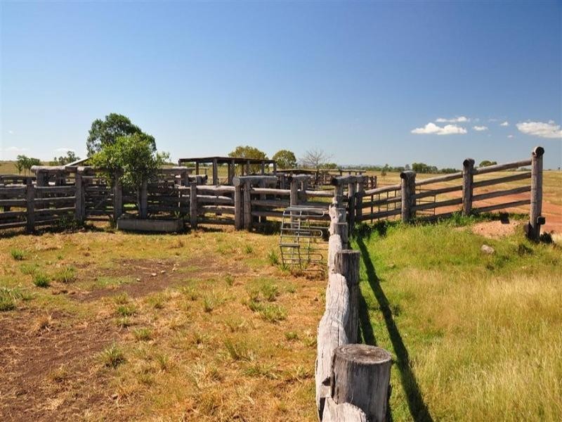 9 Atkinson Road, Yaamba QLD 4704