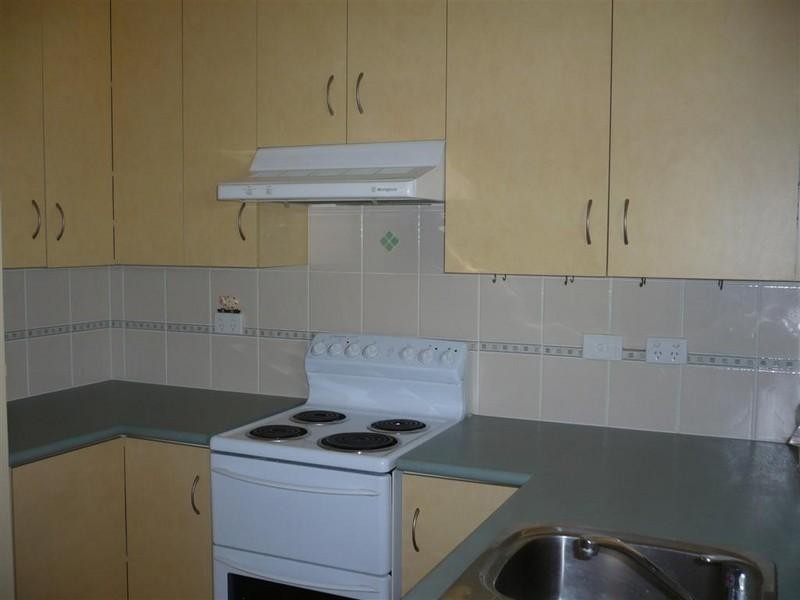 32 Hutchings Street, Gracemere QLD 4702