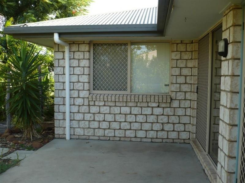 32 Hutchings Street, Gracemere QLD 4702