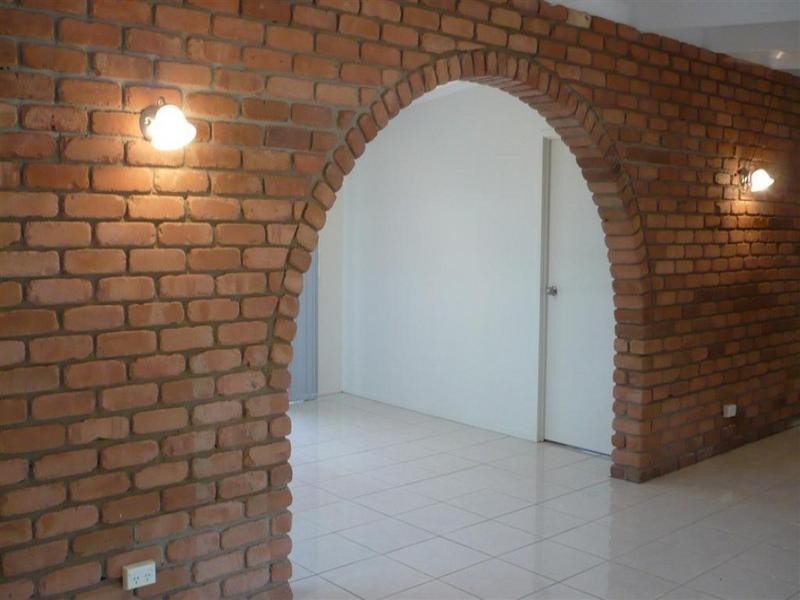 124 Macquarie Street, Gracemere QLD 4702