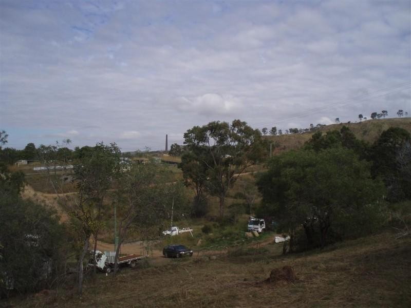 10 Lee Street, Mount Morgan QLD 4714