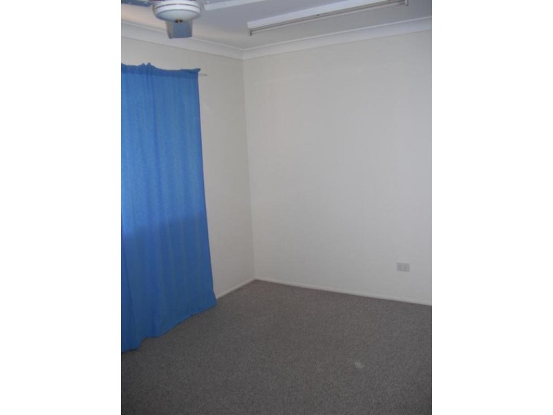 64 Breakspear Street, Gracemere QLD 4702