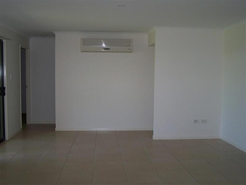 18 Jamie Crescent, Gracemere QLD 4702