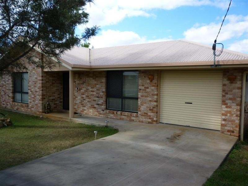 3 Lorraine Court, Gracemere QLD 4702