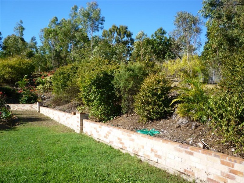 13 Rachael Close, Rockyview QLD 4701