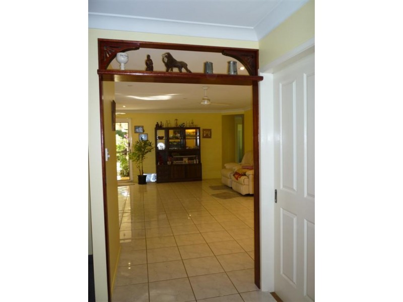 13 Rachael Close, Rockyview QLD 4701