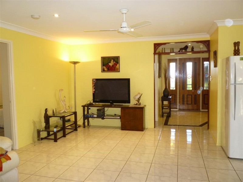 13 Rachael Close, Rockyview QLD 4701