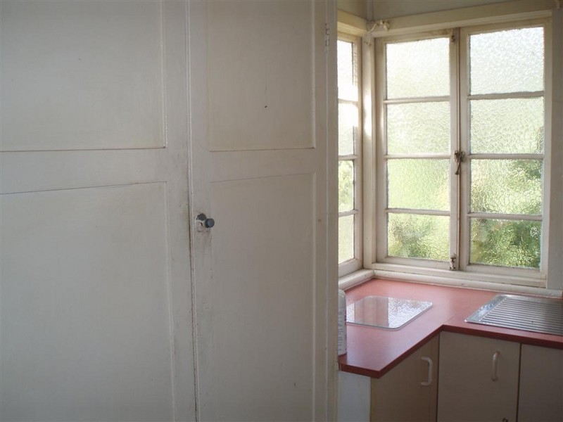 48 Pattison Street, Mount Morgan QLD 4714