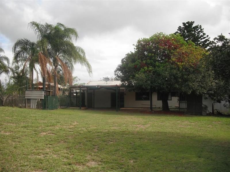 24 Lawrie Street, Gracemere QLD 4702