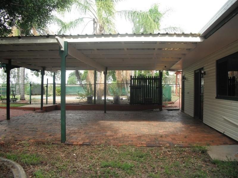 24 Lawrie Street, Gracemere QLD 4702