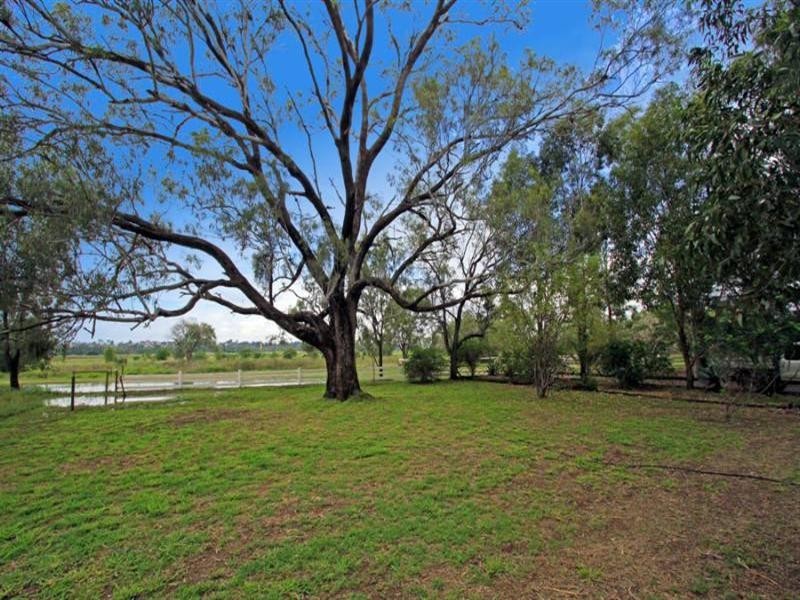 202 Canoona Road, Rockhampton QLD 4700