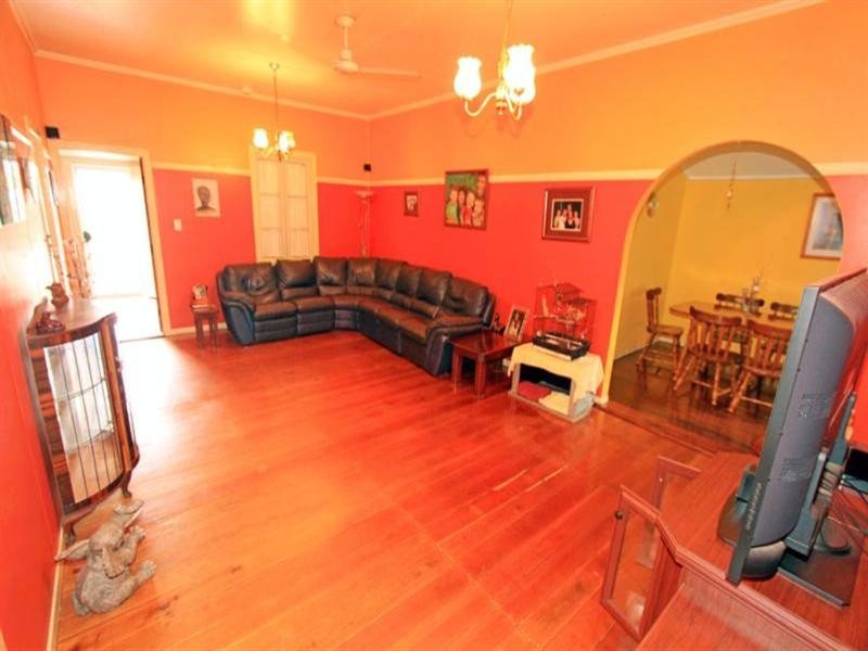 7 Kirkellen Street, Berserker QLD 4701