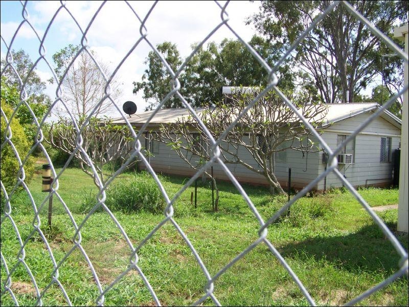 69 Macquarie Street, Gracemere QLD 4702