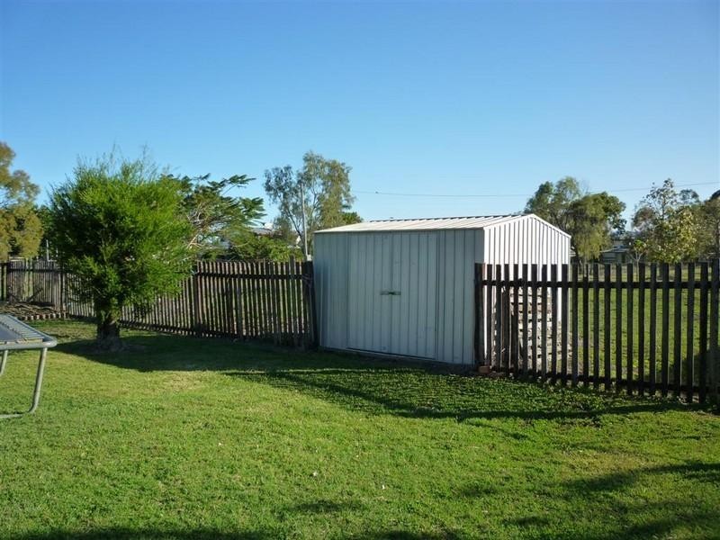 120. Capricorn Street, Gracemere QLD 4702