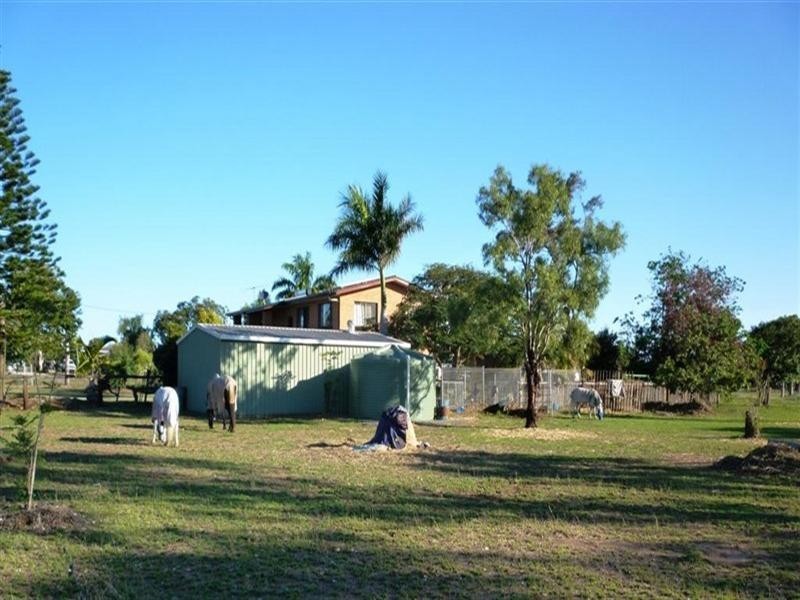 120. Capricorn Street, Gracemere QLD 4702