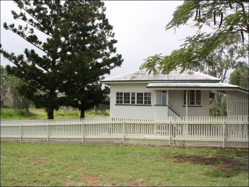 255 McLaughlin Street, Gracemere QLD 4702