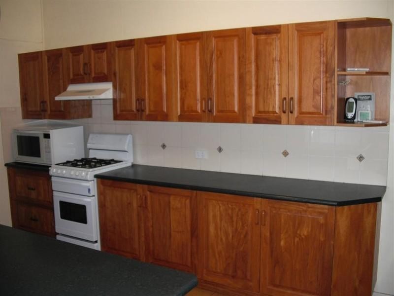 166 West Street, Allenstown QLD 4700