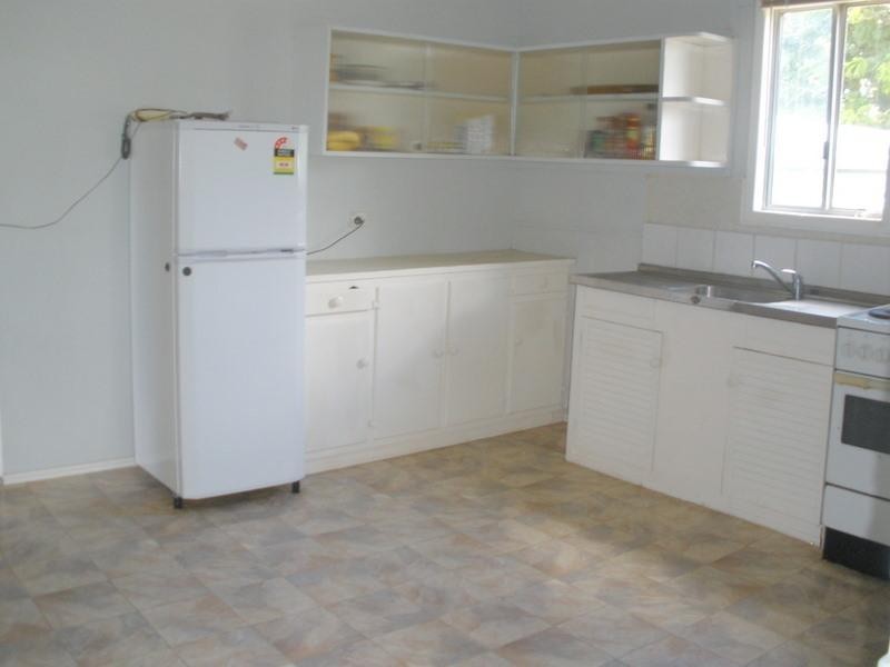 19 Caroline Street, Wowan QLD 4702