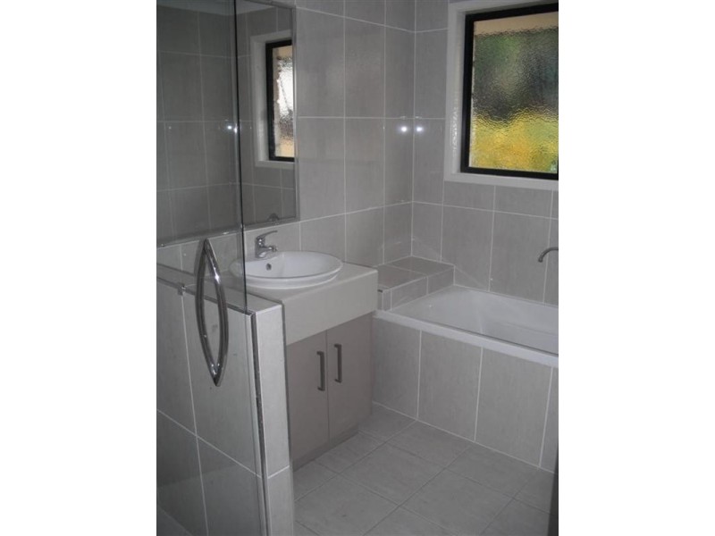 Unit 1/3 Holgate Close, Gracemere QLD 4702