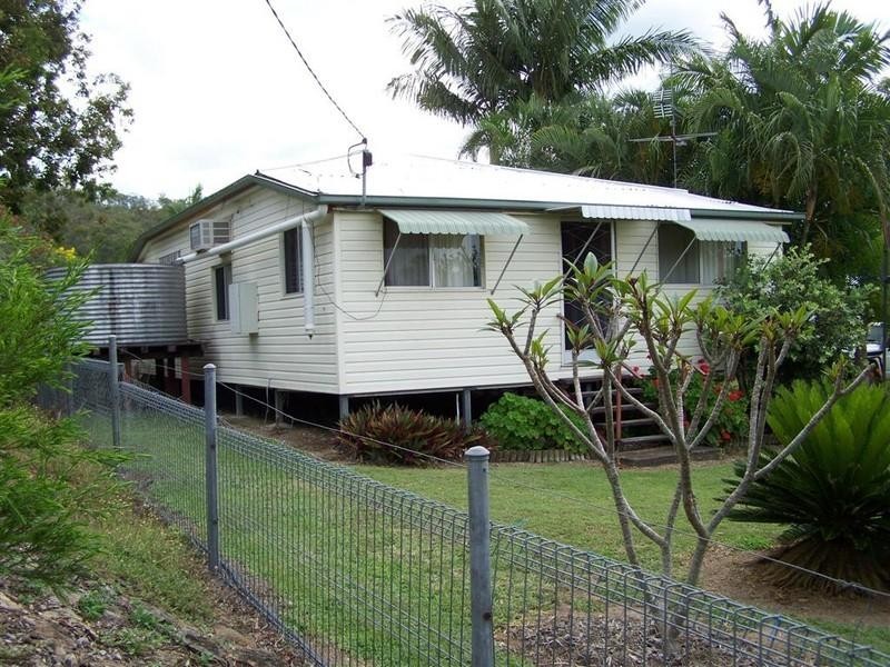 21 LANGMORN Road, Raglan QLD 4697