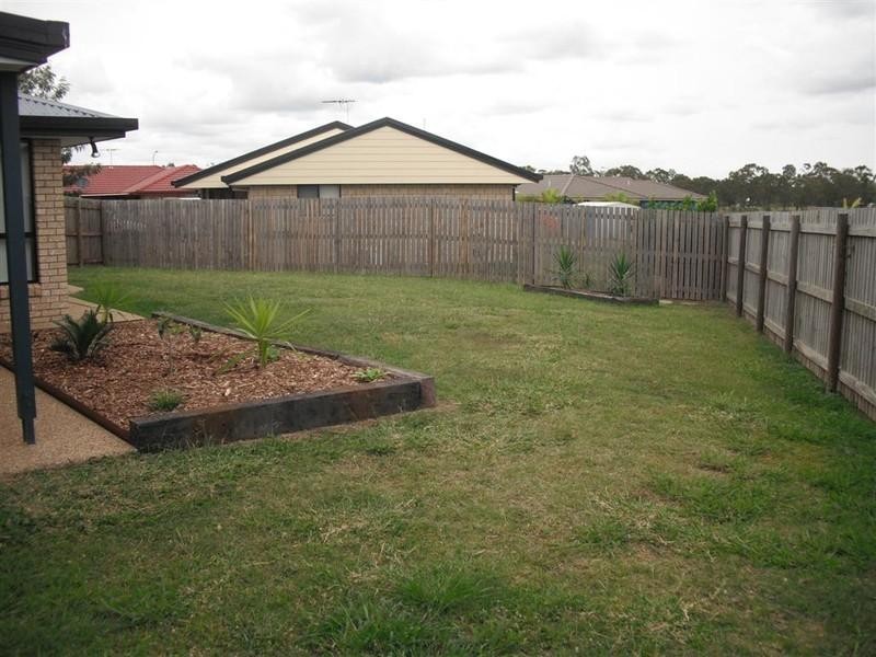 5 Cockatoo Court, Gracemere QLD 4702