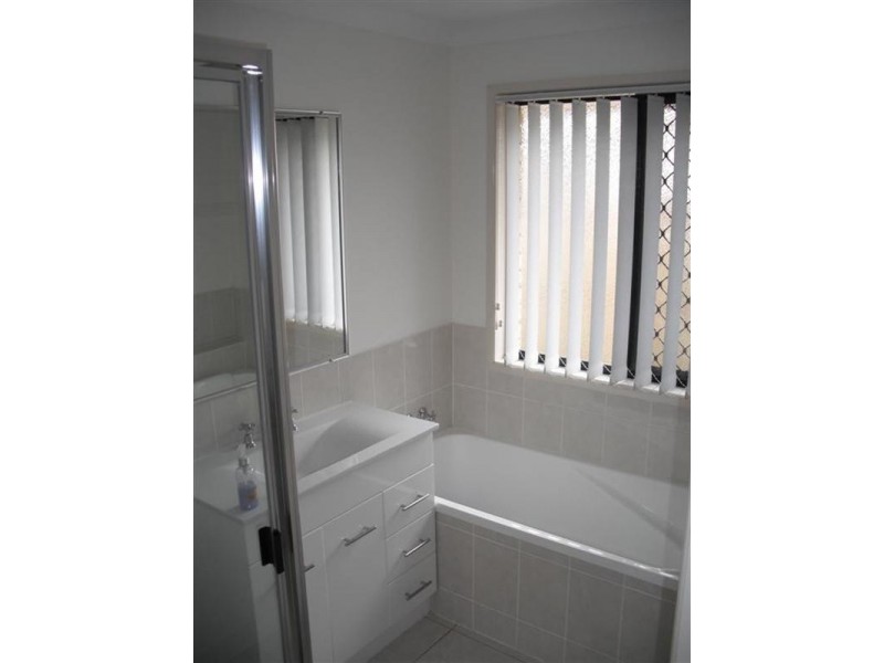 5 Cockatoo Court, Gracemere QLD 4702