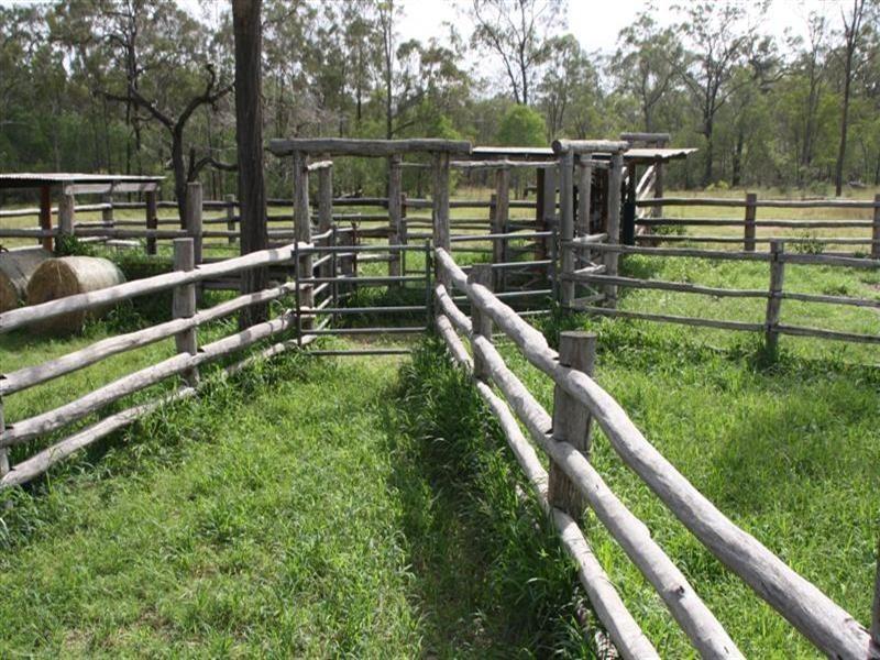 Glencoe and Weeroona, The Caves QLD 4702