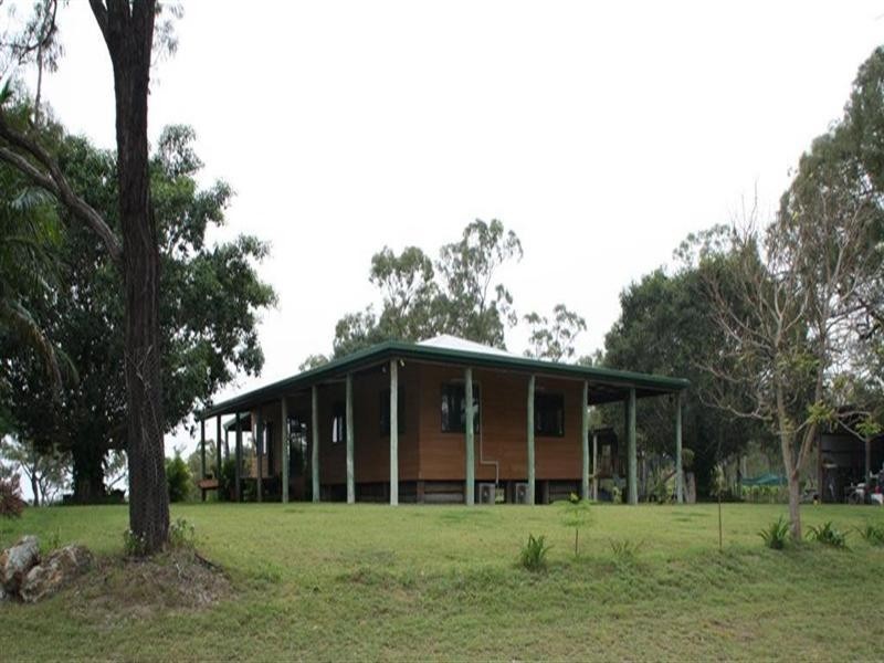 “Serpentine” 0 Bruce Highway, Canoona QLD 4702