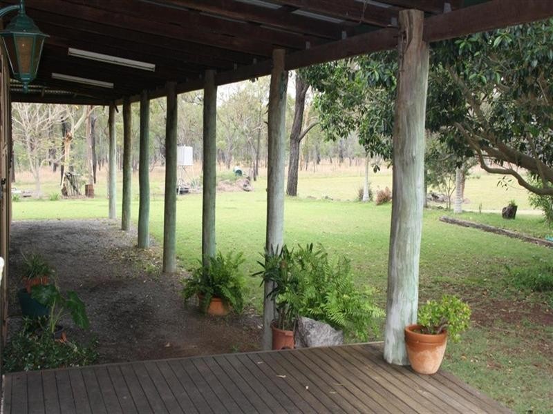 “Serpentine” 0 Bruce Highway, Canoona QLD 4702