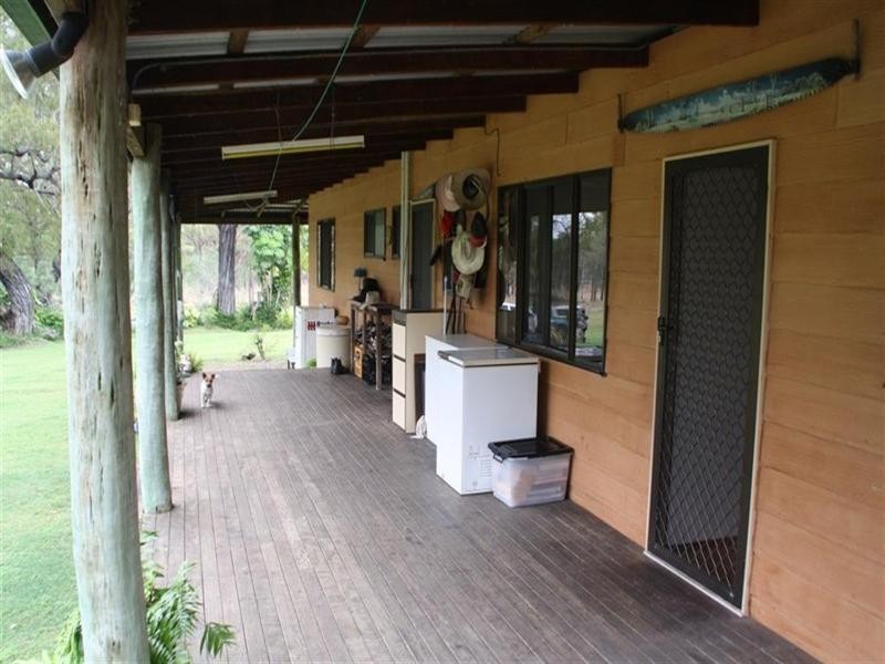 “Serpentine” 0 Bruce Highway, Canoona QLD 4702