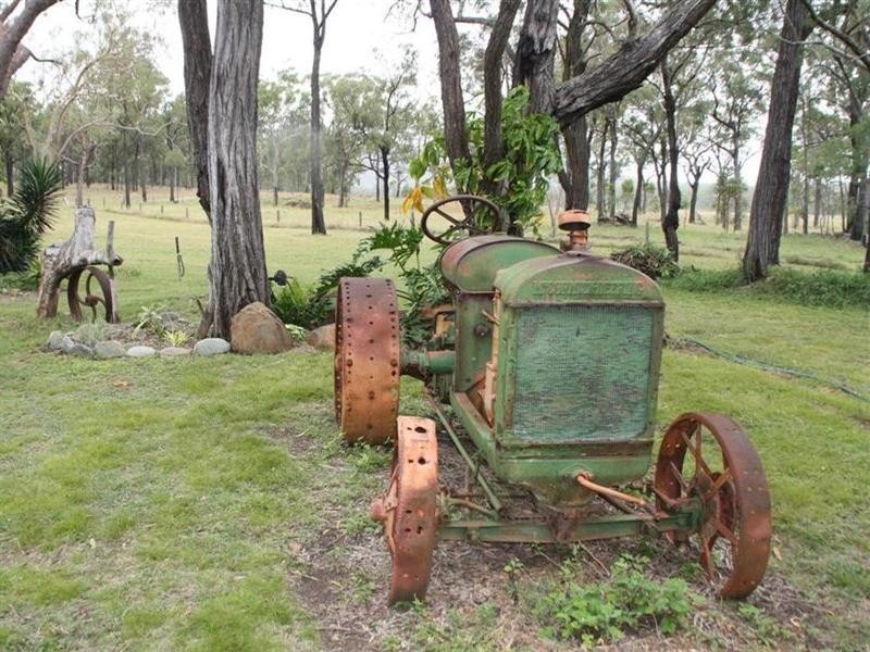 “Serpentine” 0 Bruce Highway, Canoona QLD 4702
