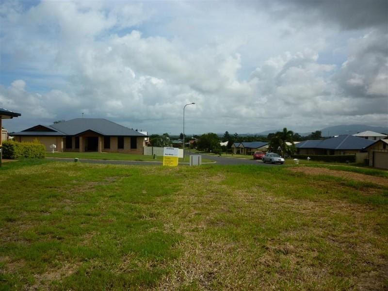 24 Zamia Way, Gracemere QLD 4702