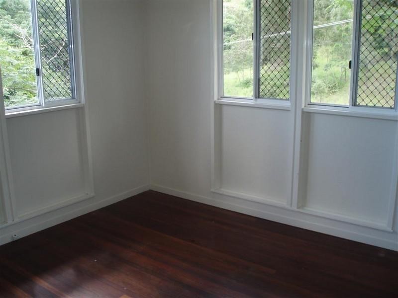 6 Staunton Street, Mount Morgan QLD 4714