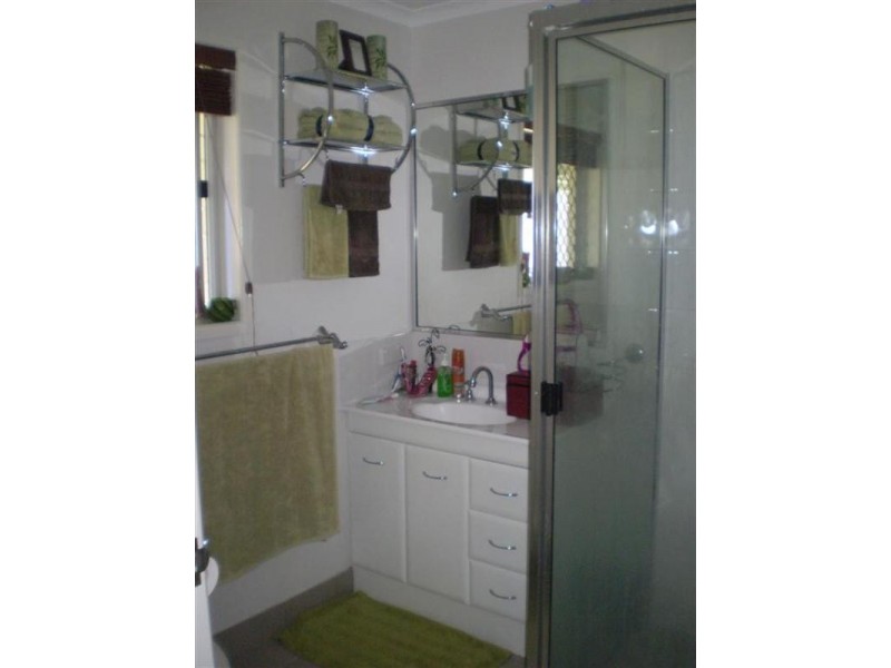 6 Rosella Drive, Gracemere QLD 4702