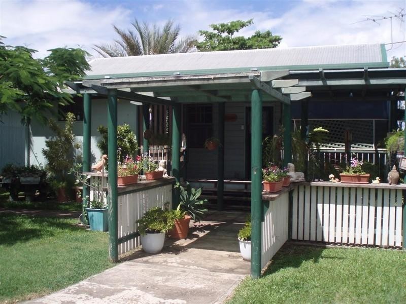 98 Middle Road, Gracemere QLD 4702