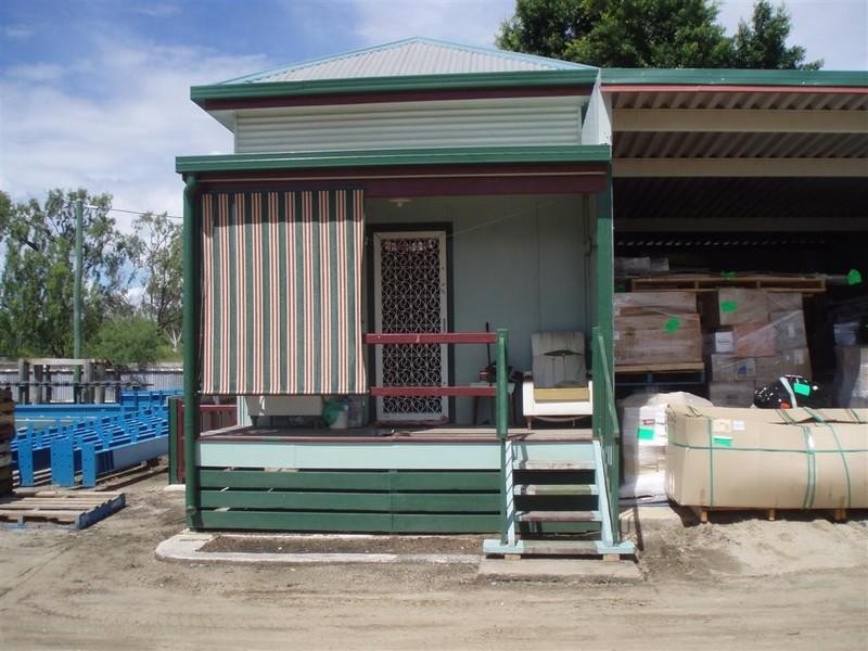 98 Middle Road, Gracemere QLD 4702