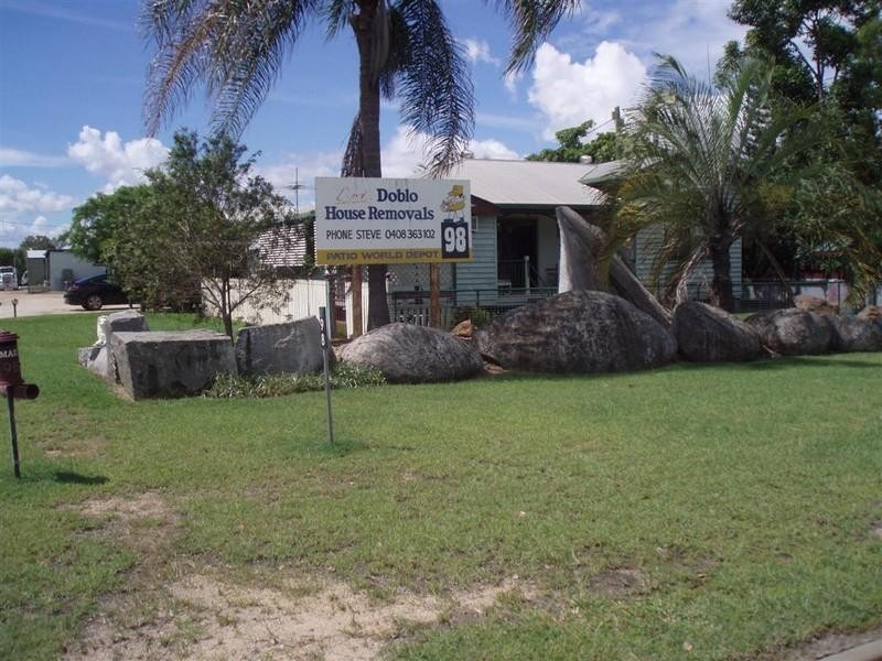 98 Middle Road, Gracemere QLD 4702